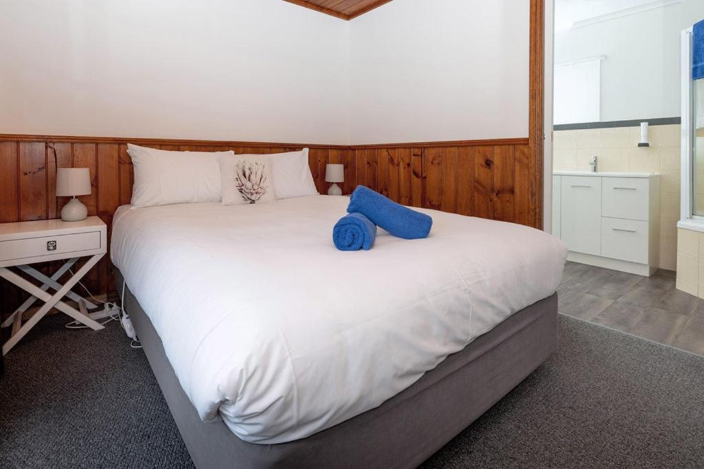 Kitty'S Cottages - Managed By Big4 Strahan Holiday Retreat Buitenkant foto