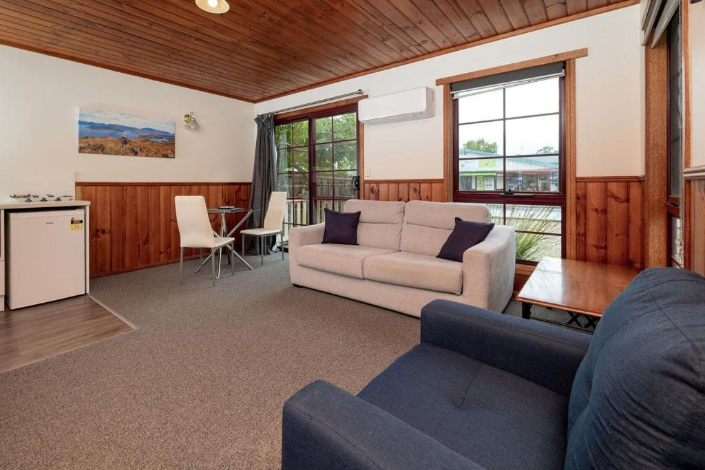 Kitty'S Cottages - Managed By Big4 Strahan Holiday Retreat Buitenkant foto