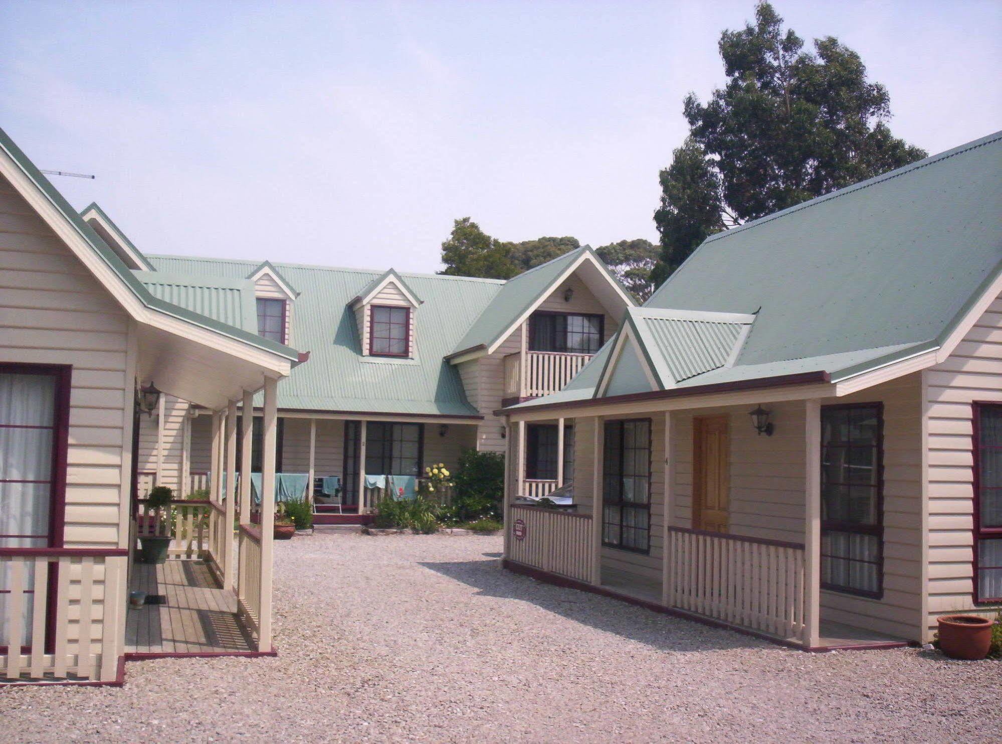 Kitty'S Cottages - Managed By Big4 Strahan Holiday Retreat Buitenkant foto